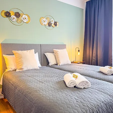 Апартаменты Immostay- Neustadt Apartments, Tv & Wifi *