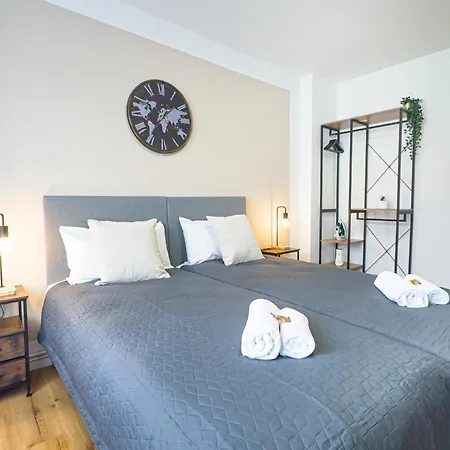 Immostay- Neustadt Apartments, Tv & Wifi *