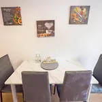 Immostay- Neustadt Apartments, Tv & Wifi شقة بريمين