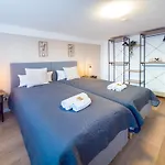 Immostay- Neustadt Apartments, Tv & Wifi Apartament