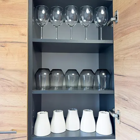 Immostay- Neustadt Apartments, Tv & Wifi Appartement