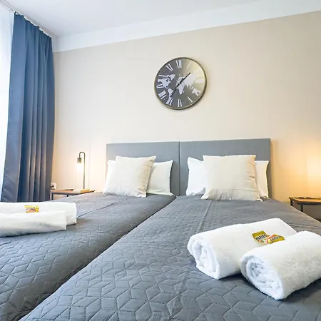 Appartement Immostay- Neustadt Apartments, Tv & Wifi *