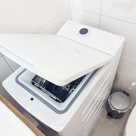 Appartamento Immostay- Neustadt Apartments, Tv & Wifi *