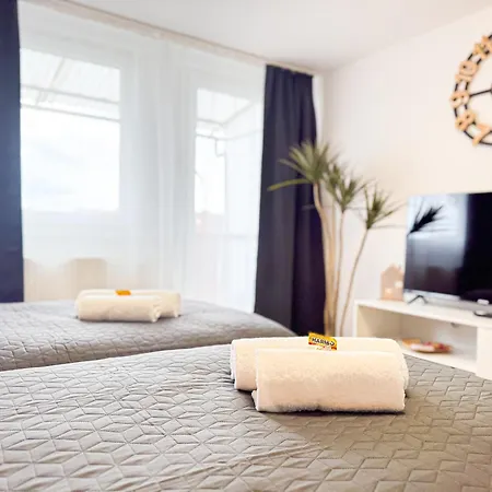 Immostay- Neustadt Apartments, Tv & Wifi