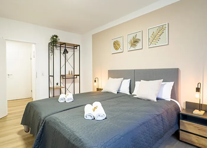 Immostay- Neustadt Apartments, Tv & Wifi アパート