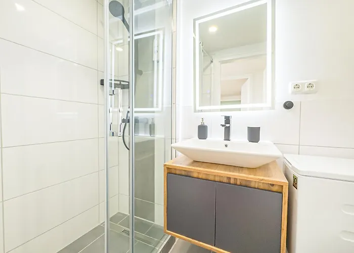 Immostay- Neustadt Apartments, Tv & Wifi アパート