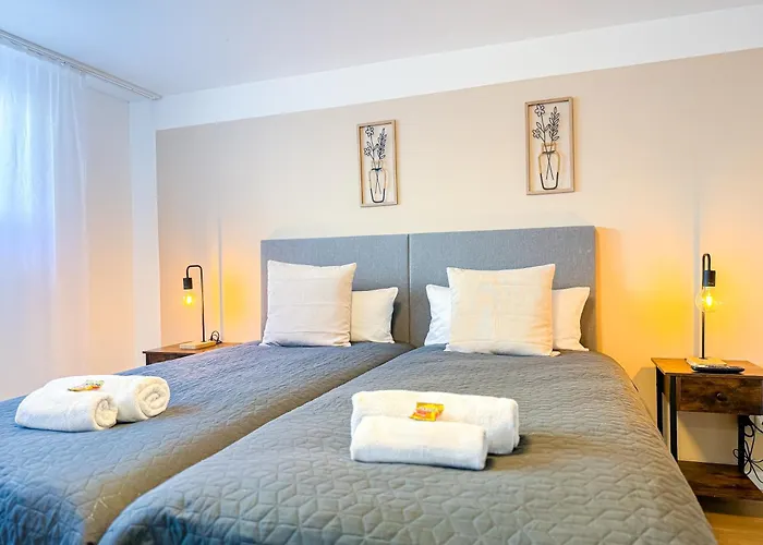 Immostay- Neustadt Apartments, Tv & Wifi *